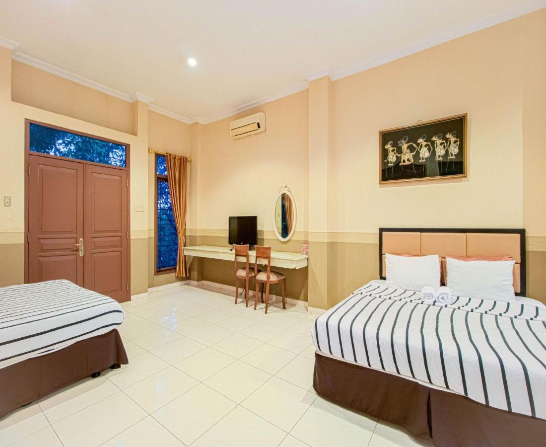 D'Talent Hotel يوغياكارتا المظهر الخارجي الصورة